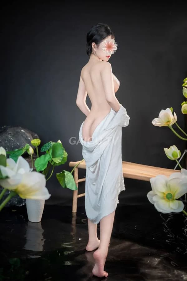 Linh Thỏ Người Đẹp, Dáng Chuẩn, Phục Vụ – gái gọi Gò Vấp giá 400k, Hôn môi, HJ, 11