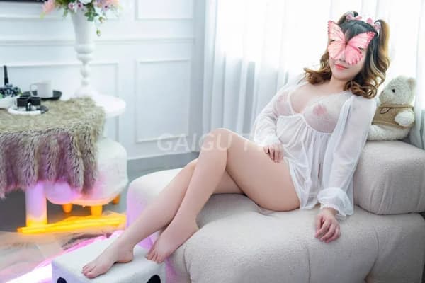 Hàng Bình Thạnh: Quỳnh 2k2 Siêu Dâm, Chiều Khách Ân Cần giá 250k 8