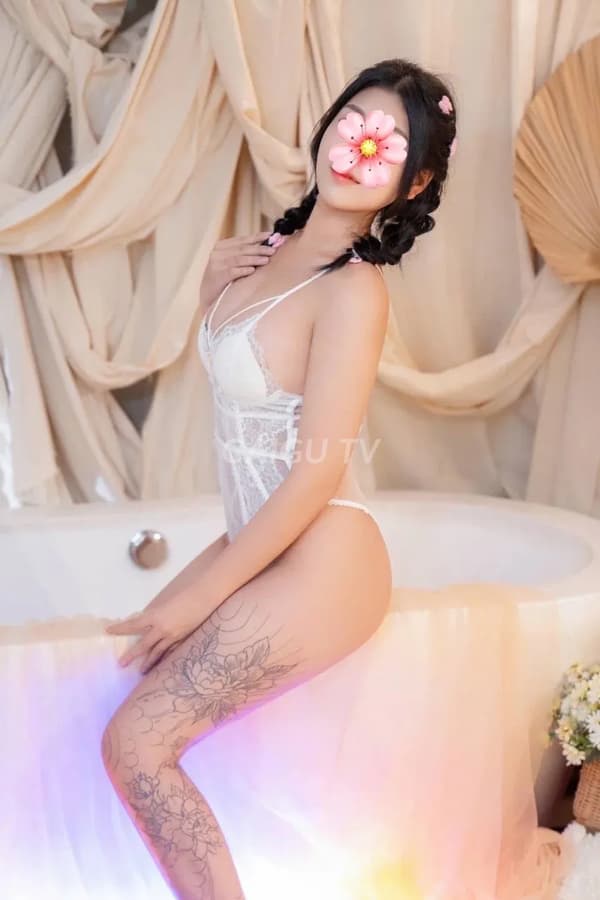 Thảo Vy xinh dễ thương nóng bỏng phục vụ nhiệt tình 8