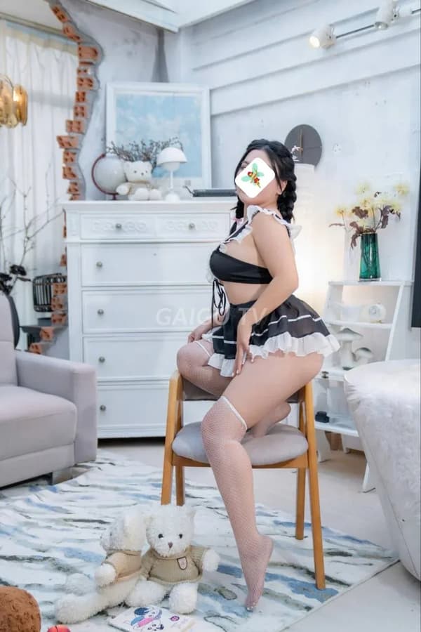 Như Như phục vụ chu đáo nhẹ nhàng như người yêu 9