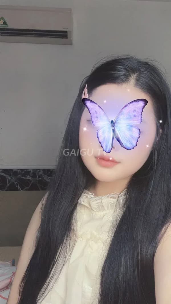 Bé Hải Tú dễ thương cực chiều khách với body nuột nà gợi cảm 3