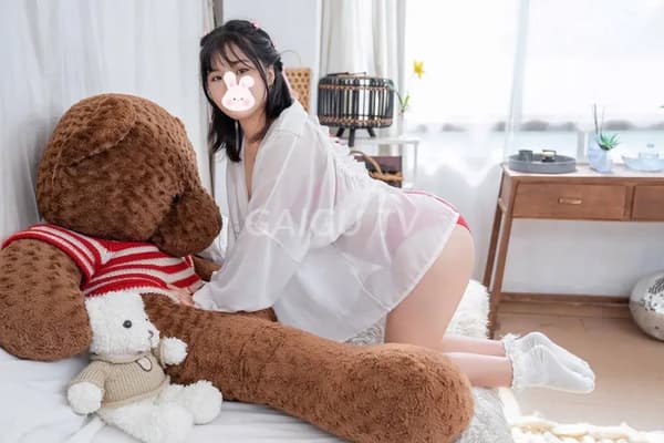 Bé Hải Tú dễ thương cực chiều khách với body nuột nà gợi cảm 8