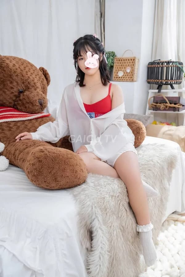 Bé Hải Tú dễ thương cực chiều khách với body nuột nà gợi cảm 9