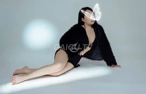 Susu mặt xinh dáng chuẩn siêu mẫu nhẹ nhàng như người yêu 3