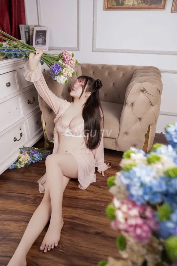 MIU MIU 400k Bình Chánh – BJ · HJ · 18 tuổi 11