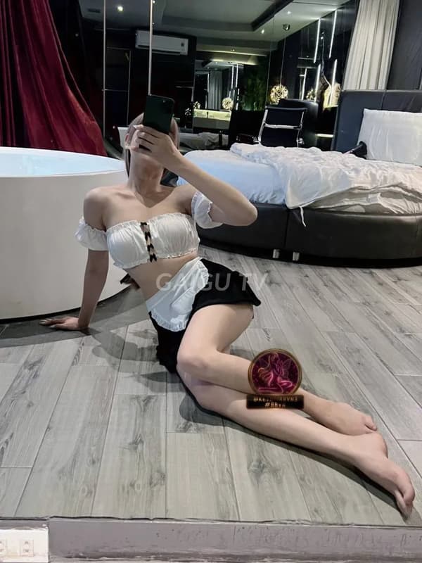Rau Sạch face xinh non tơ da trắng mịn màng 5
