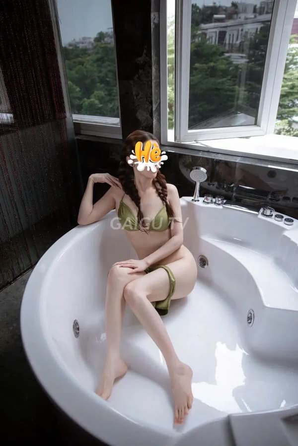 Ngọc Hân Body Chuẩn Bốc Lửa Vú To, Xinh – gái gọi Cai Lậy giá 400k, BJ, Qua 10