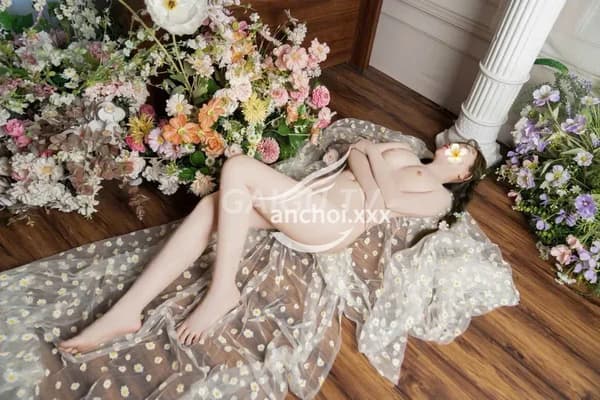 Thảo My da trắng dáng chuẩn chiều khách nhiệt tình 12