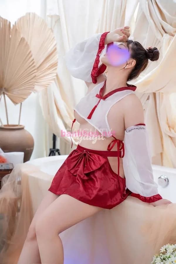 THÚY VY 400k Quận 8 – BJ · Vét máng · 31 tuổi 19