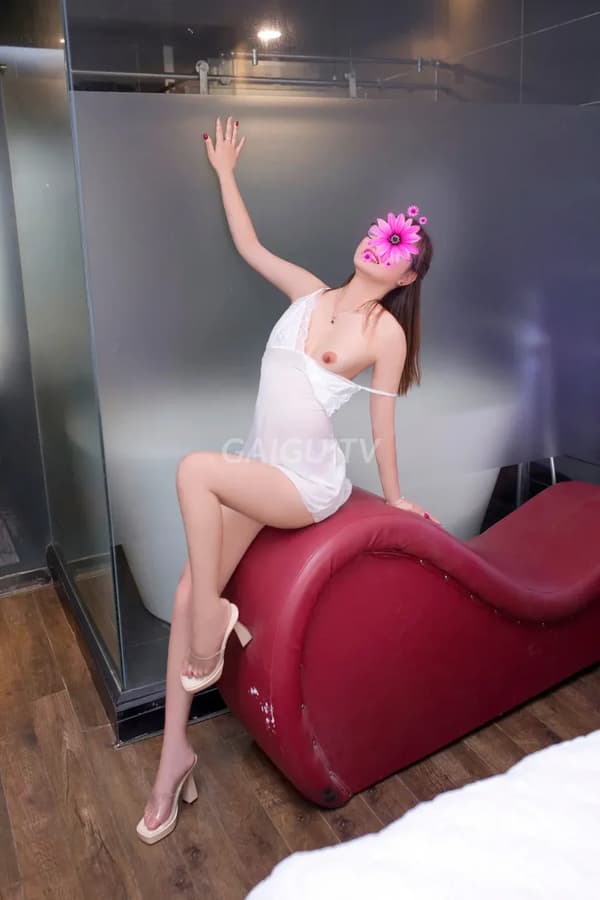 Mai Anh Mình dây nhiệt tình dâm đãng bú – Long Biên, Hà Nội, BJ, Hôn môi, 28 15
