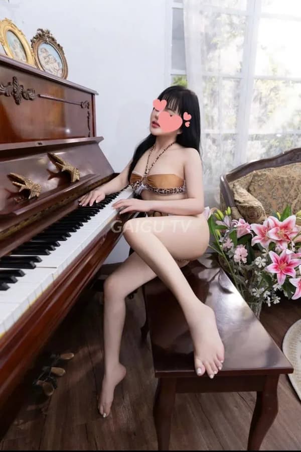 Hotgril Thục Nhi nurru trẻ trung xinh – Thành phố Huế, Thừa Thiên Huế, BJ, Hôn 12