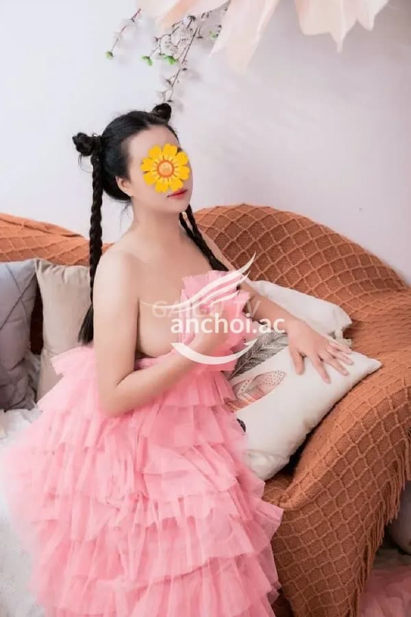 Ngân da trắng mịn dáng cao gầm cao mái thoáng chiều khách nhiệt tình 4