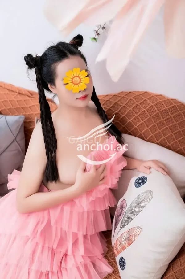 Ngân da trắng mịn dáng cao gầm cao mái thoáng chiều khách nhiệt tình 6