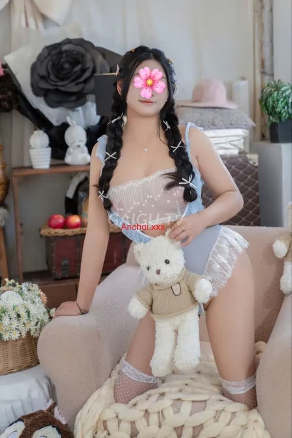 Bé Baby Thiếu xinh dễ thương chiều khách nhiệt tình 8