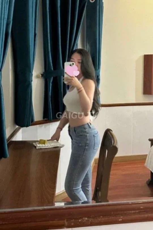 TRÂM ANH ⭐NUỘT NÀ MỘNG NƯỚC, CHIỀU – Quận 12, Sài Gòn, Hôn vú, Qua đêm, 30 2