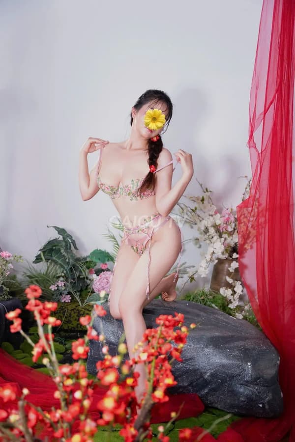 Gái gọi Bình Tân Bé Trà My Xinh Dâm Cưng Chiều Hết Ý Có 300k 18