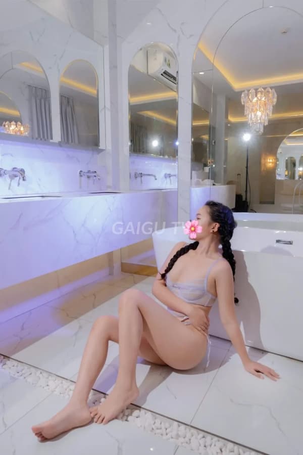 Moon Quận 9 Sài Gòn 500k ngọt ngào 23 tuổi 9
