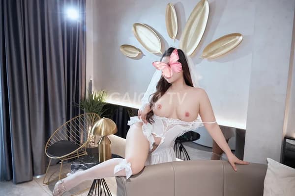 Diệp Chi ngọt ngào nhiệt tình chiều khách hết mình 14
