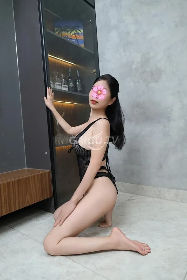 Mb Hồng body gọn gàng vú vừa tay chiều khách nhiệt tình 4