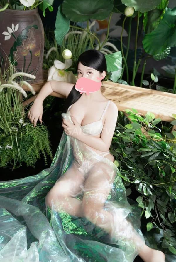 Gái xinh vú to dáng chuẩn Tú Anh 2