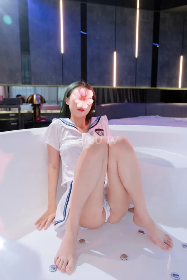 Gái gọi Quận 10 Bé Như 2k5 Sinh Viên Mới Ra Trường Cao 600k – 1 report 10