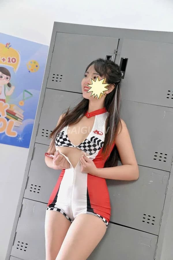 Thảo Linh da trắng dáng chuẩn phục vụ dịu dàng như người yêu 4