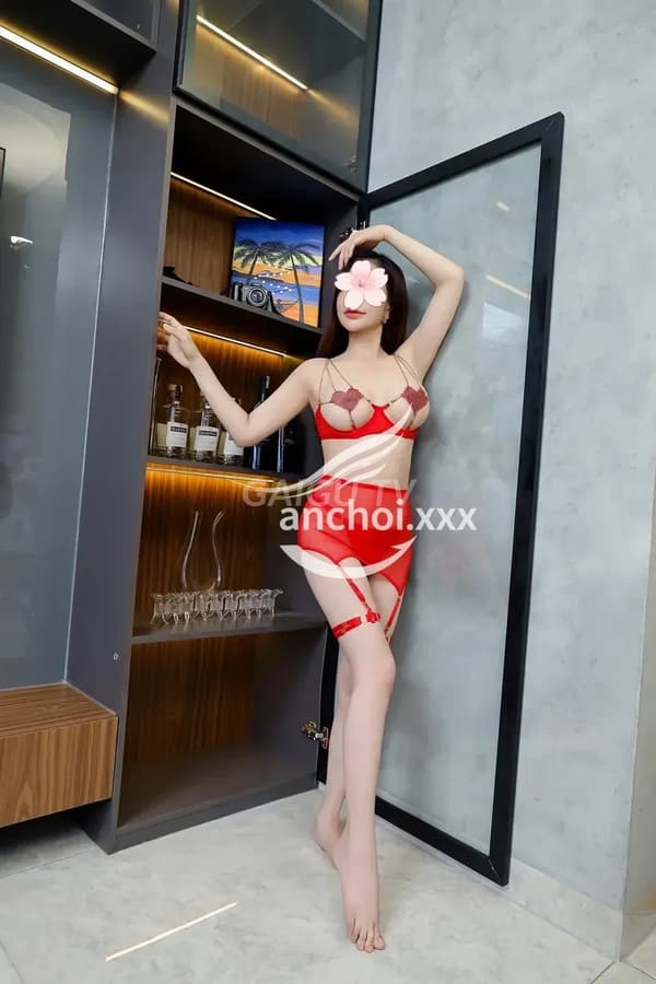 PHƯƠNG LINH VẺ ĐẸP RẠNG NGỜI Quận 8 – 400k/shot 15