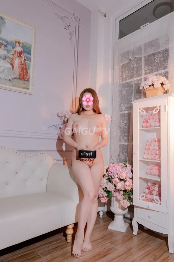 Mi Mi chiều khách nhiệt tình 16