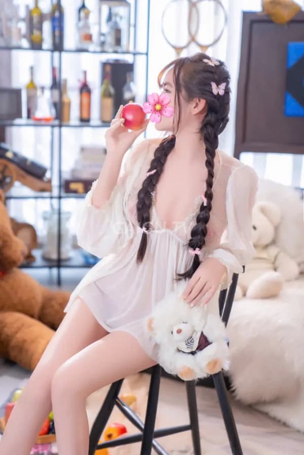 Girl Kim dáng cao ráo mông cong ngọt ngào 2