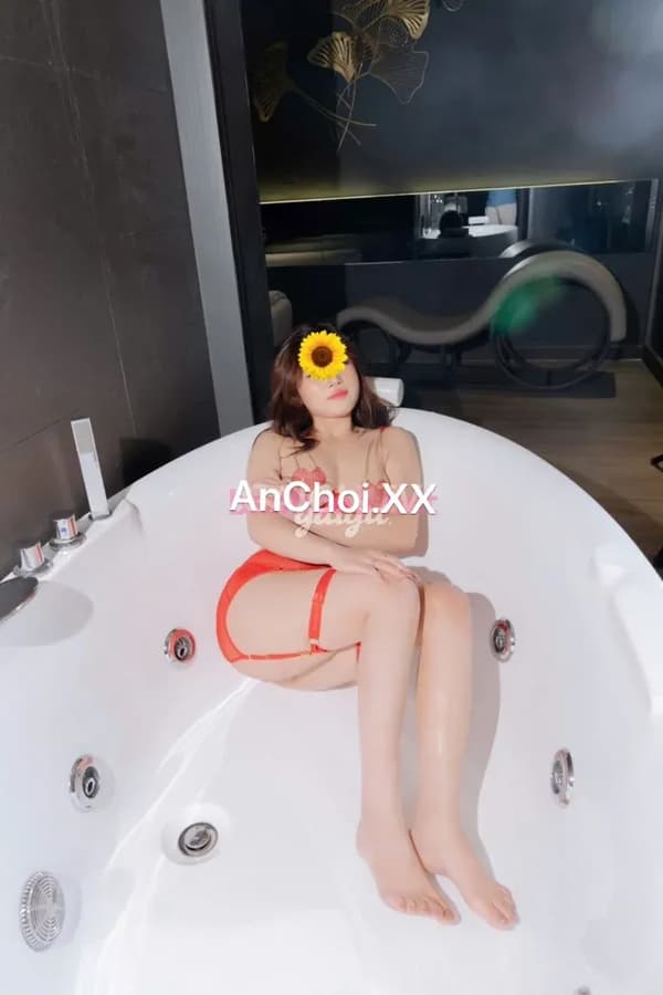 Thu BaBy xinh xắn tươi trẻ nhẹ nhàng dễ mến 6