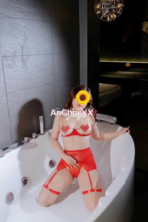 Thu BaBy xinh xắn tươi trẻ nhẹ nhàng dễ mến 8