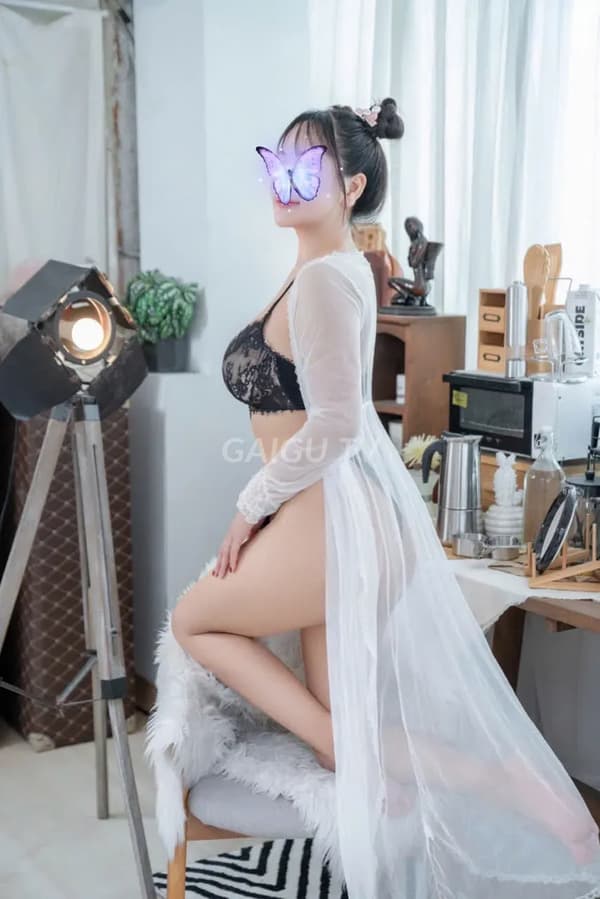 EM BÉ – Quận 8, Sài Gòn, BJ, HJ, 30 tuổi, 400k 2