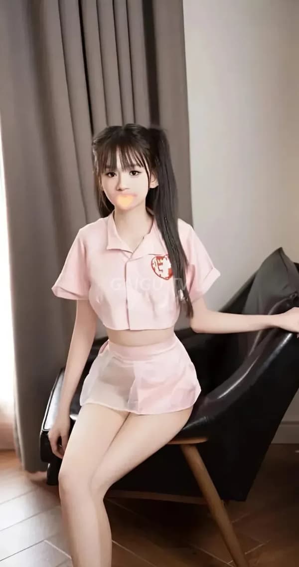 Tuyết Nhi – gái gọi Đà Lạt giá 600k, Hôn vú, Qua đêm, 18 tuổi 1