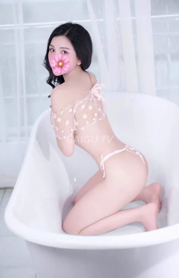 Hàng Long Biên: PHƯƠNG ANH CUTE XINH XẮN, BODY NUỘT NÀ, giá 600k 2