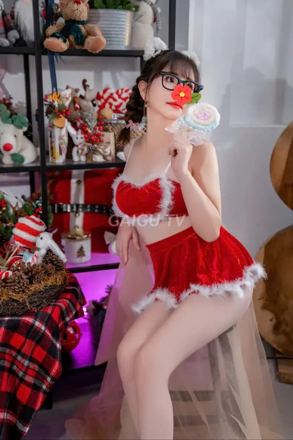 Xinh xắn dáng chuẩn nhiệt tình chiều chuộng Ngân Khánh 20