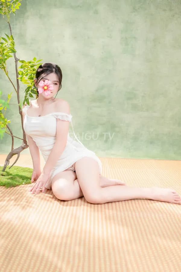 Trà My nhiệt tình chiều khách 6