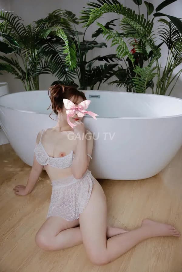 Gái gọi Tân Phú TƯỜNG LINH 2K3 Gái Mới Lớn, MÚP, XINH, 600k 13