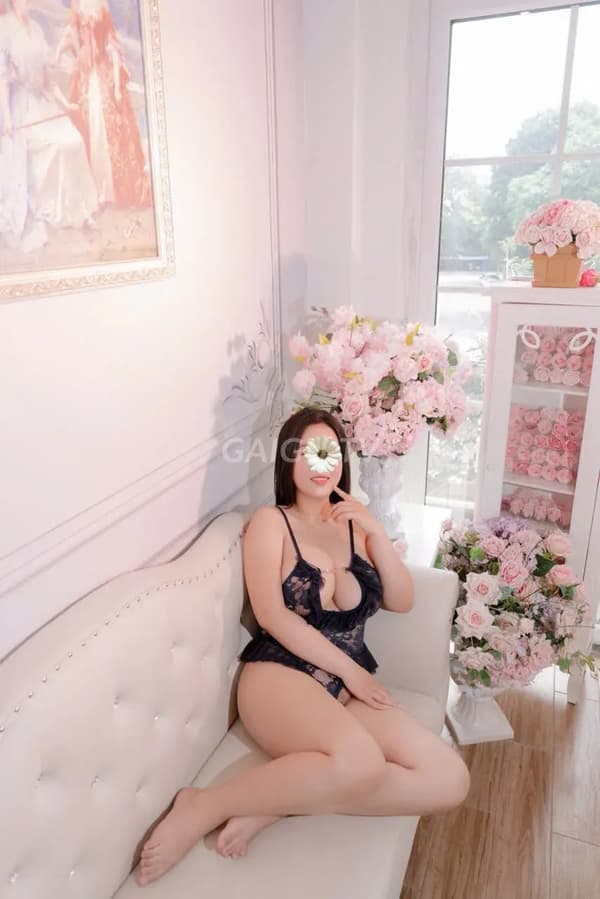 HANA 600k Quy Nhơn – BJ · Hôn vú · 30 tuổi 9