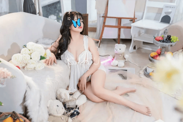 Hàng Quận 12: QUỲNH CHI DỊU DÀNG,XINH XẮN,NGỰC giá 300k 11