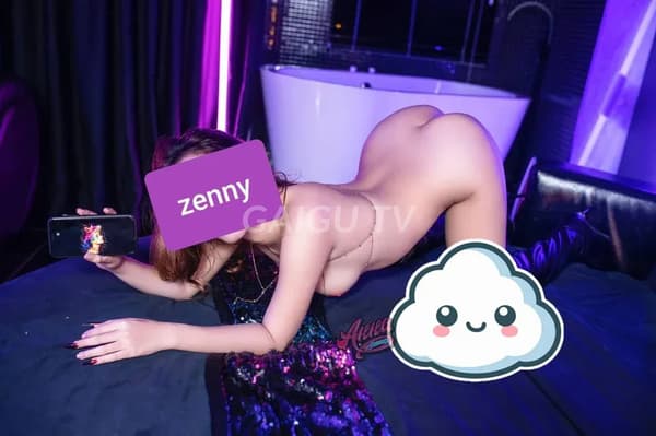 Lolly Con da trắng dáng chuẩn vú to nhiệt tình chiều khách 9