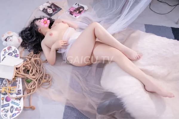 Yến Nhi xinh xắn nhẹ nhàng chiều khách hết mình 12