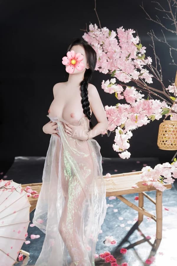 Hàng Thủ Dầu Một: HOTGIRL VÂN ANH NGỰC TO CHÂN DÀI MẶT giá 800k 6