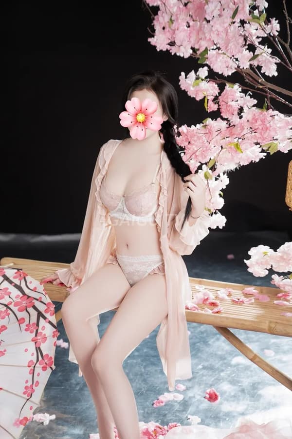 Hàng Thủ Dầu Một: HOTGIRL VÂN ANH NGỰC TO CHÂN DÀI MẶT giá 800k 14