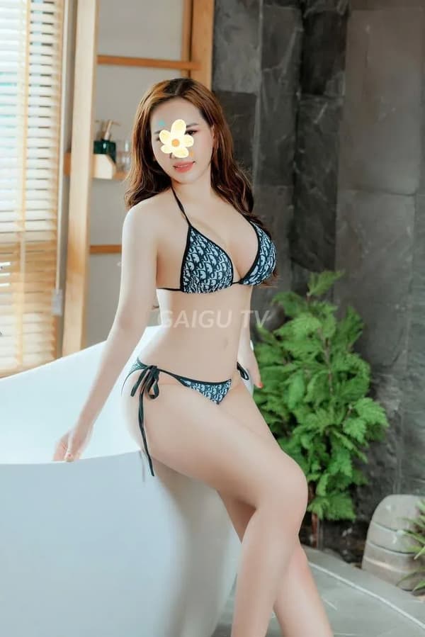 Baophong Suka xinh xắn nhiệt tình phục vụ như người yêu 3