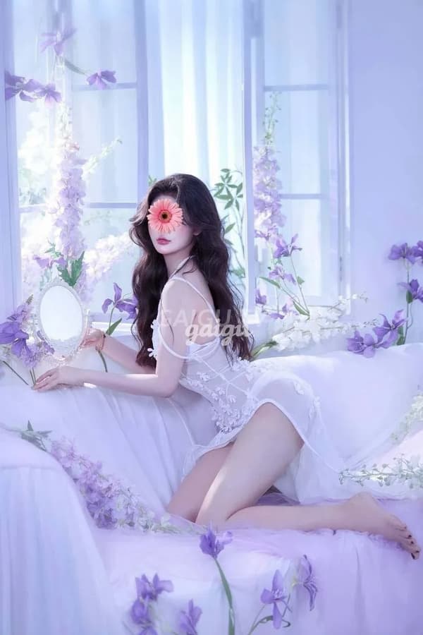 Model Thư Kỳ da trắng dáng thanh tú phục vụ nhiệt tình chu đáo 10
