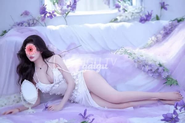 Model Thư Kỳ da trắng dáng thanh tú phục vụ nhiệt tình chu đáo 16