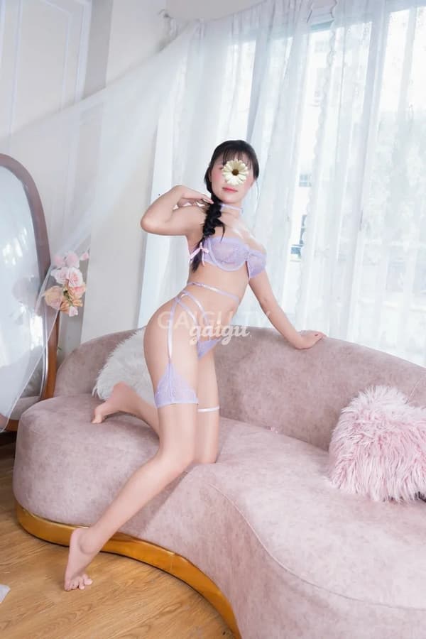 Gái gọi Tân Phú BÉ NẤM 400k 18
