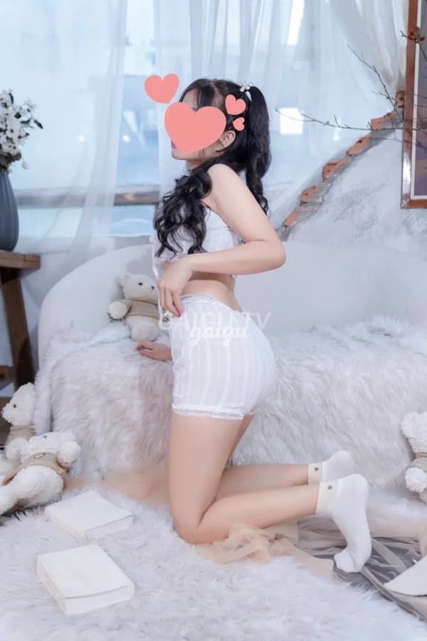 Em Lolite dáng đẹp da trắng ngọt ngào Thanh Mai 10