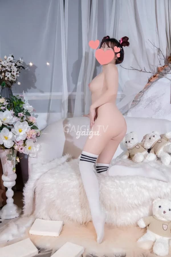 Dáng người cân đối vú to mông cong Kim Anh nhiệt tình phục vụ 20