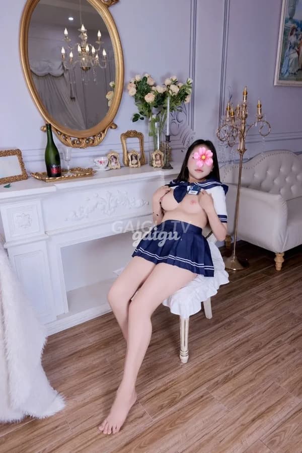 Gái gọi Quận 10 LINH BABY XINH XẮN, VÚ MÔNG CĂNG TRÒN 500k 4